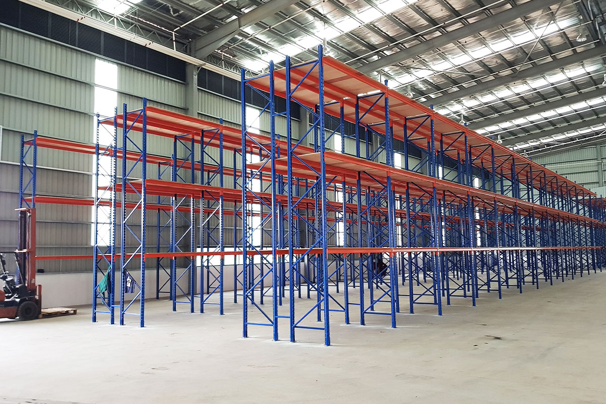 Selective Pallet Racking System